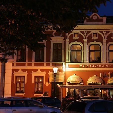 Hotel Excellent Kroměříž Dış mekan fotoğraf