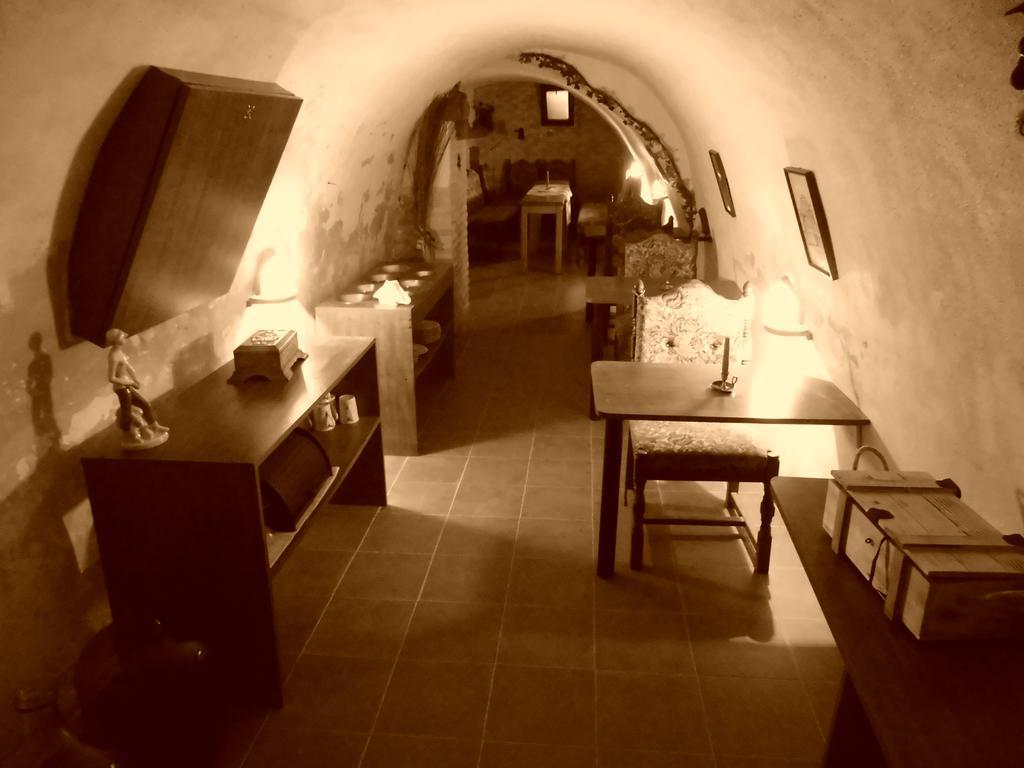 Hotel Excellent Kroměříž Dış mekan fotoğraf